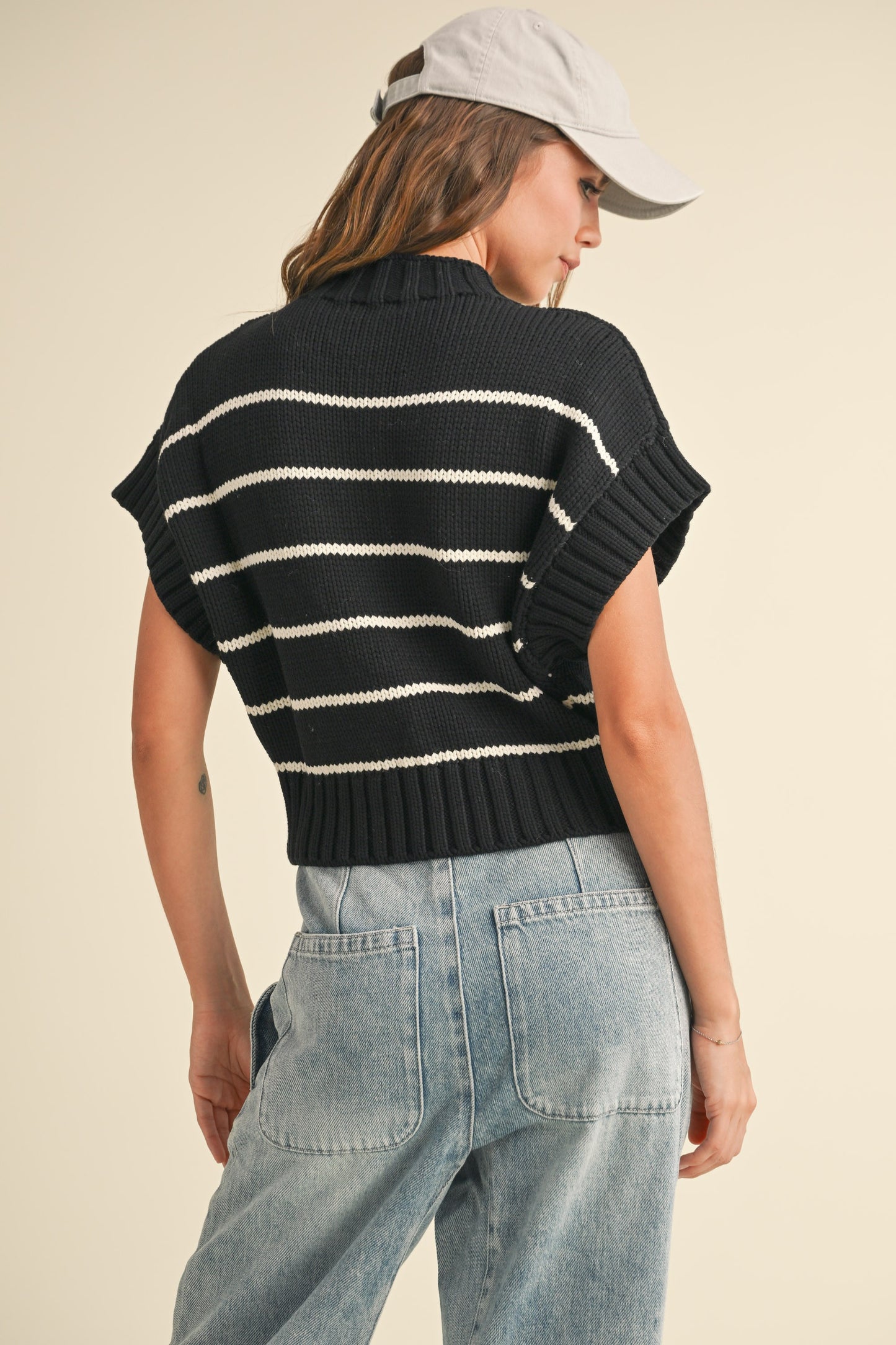 Striped Dolman Short Sleeve Sweater Top - Black & Beige. Back view.