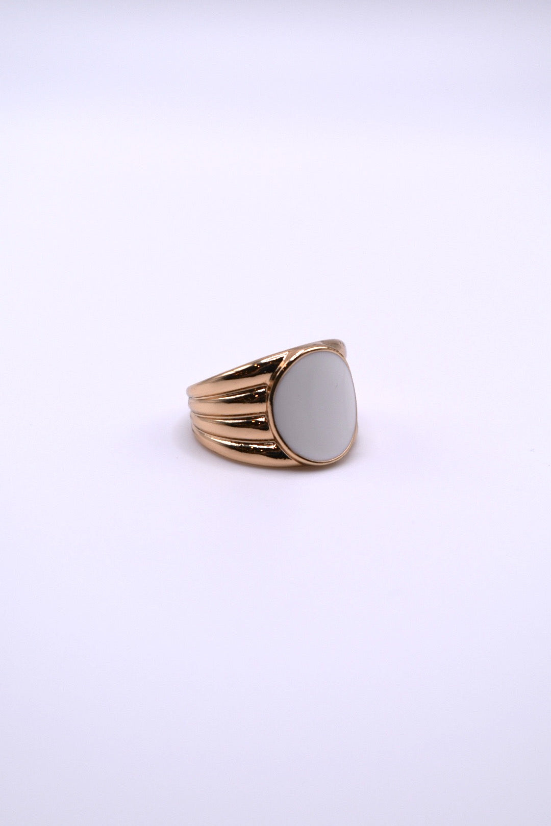 Oval Signet Ring White