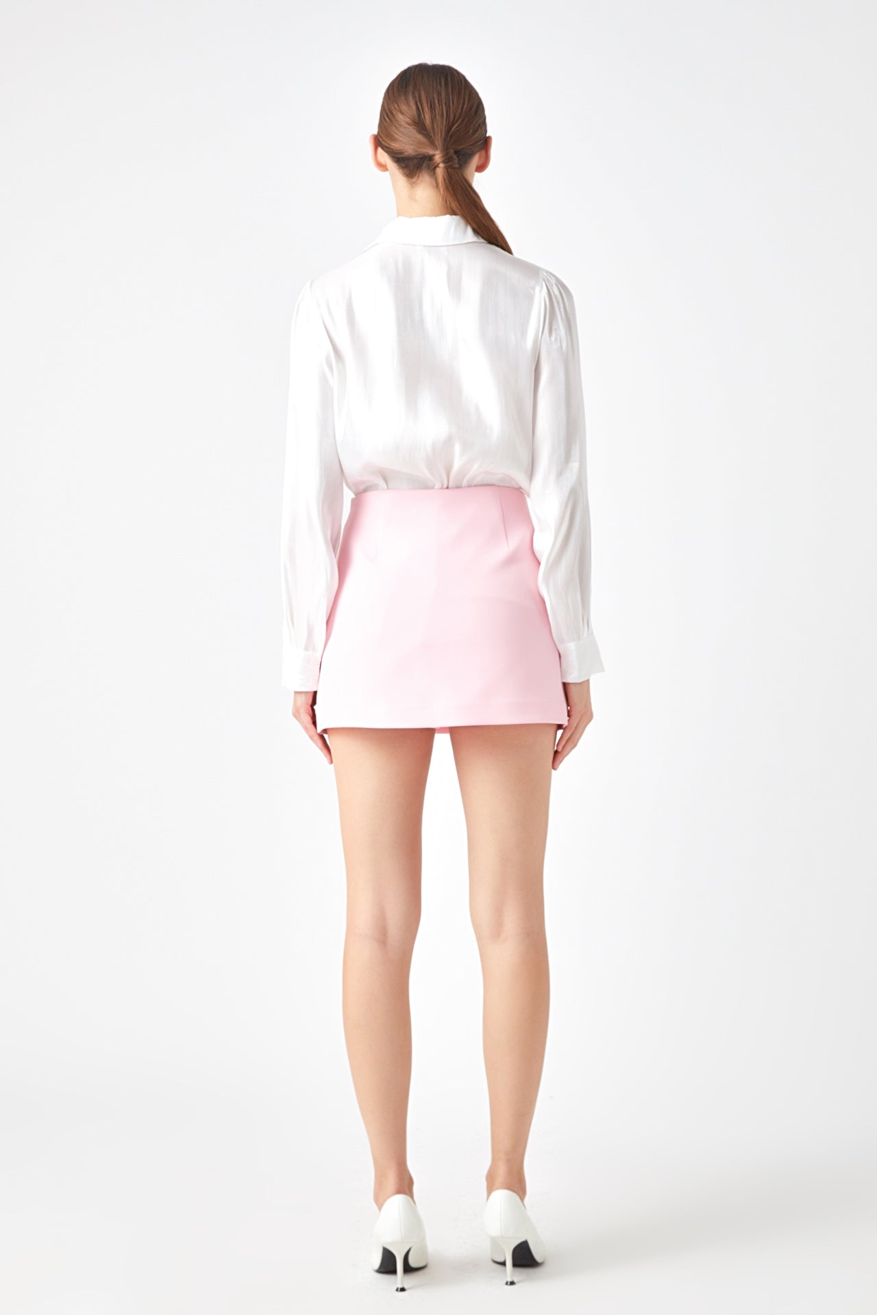 Slit Detail Skort Pink. Back view.